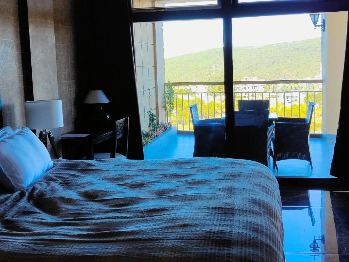 Hotel Acropolis Shillong Bagian luar foto