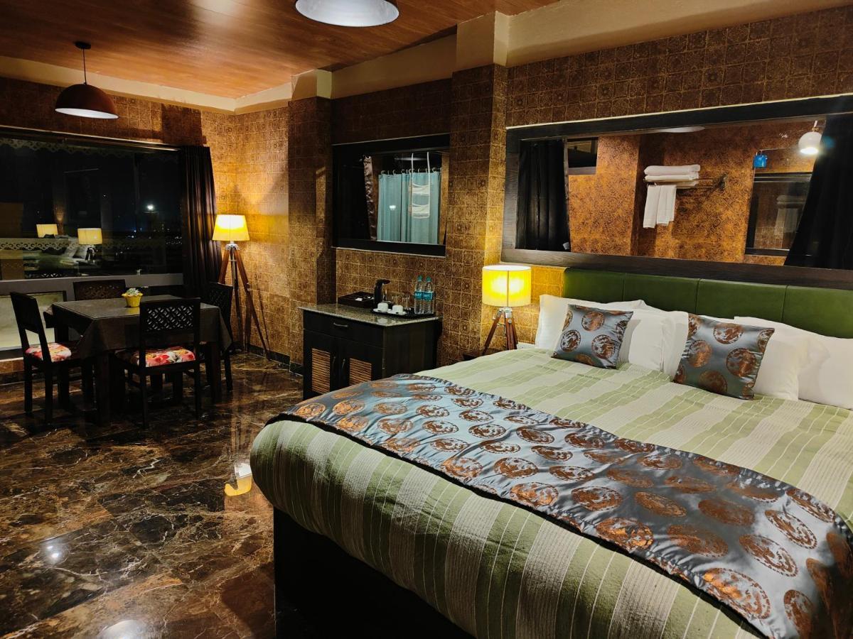 Hotel Acropolis Shillong Bagian luar foto