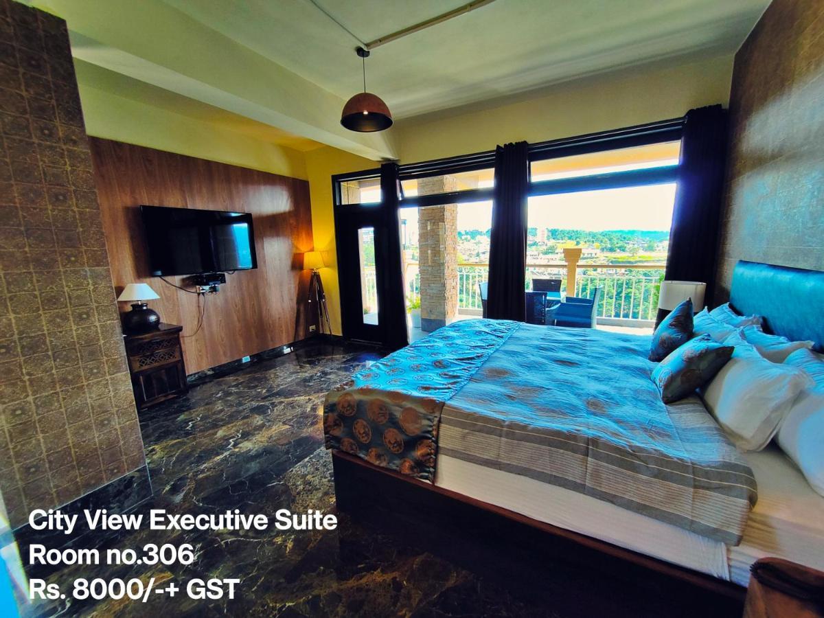Hotel Acropolis Shillong Bagian luar foto